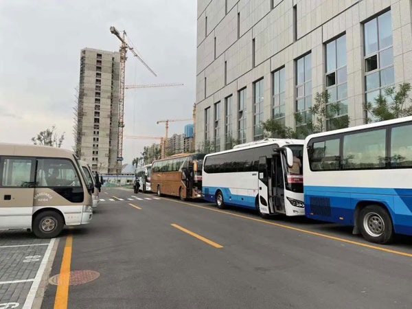 西安有专业企业班车公司吗?西安班车租赁公司哪家好 西安班车租赁公司